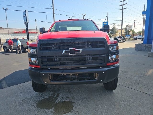 2024 Chevrolet Silverado MD LT