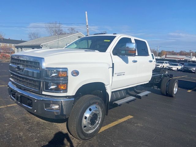 2024 Chevrolet Silverado MD Work Truck