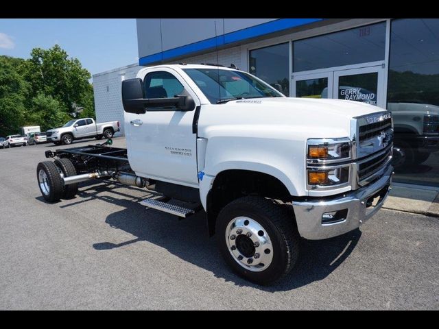 2024 Chevrolet Silverado MD 