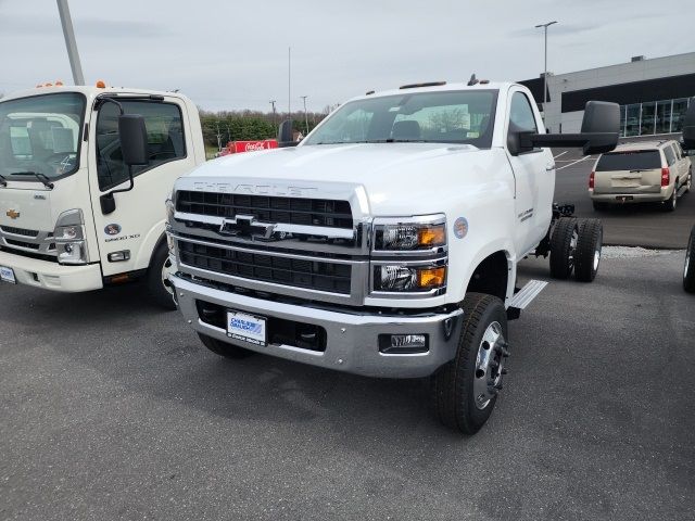 2024 Chevrolet Silverado MD LT