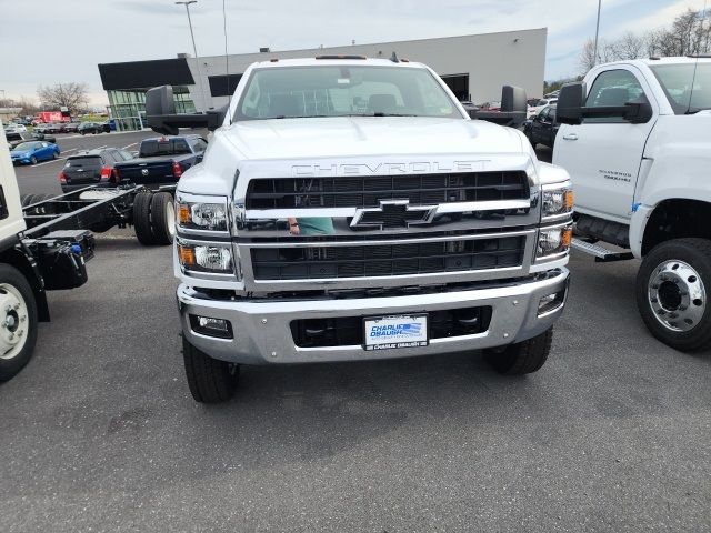 2024 Chevrolet Silverado MD LT