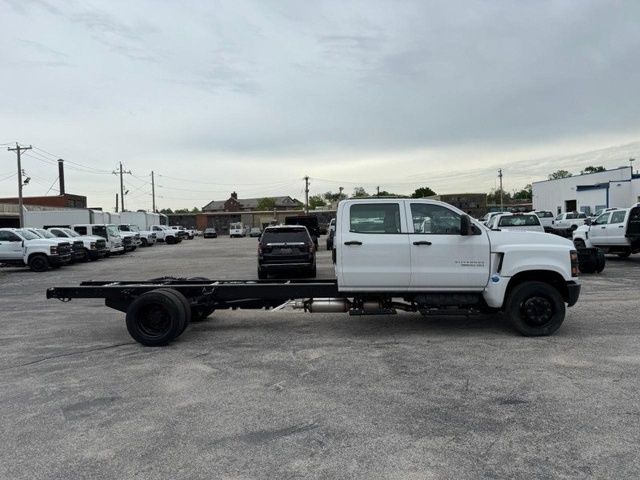 2024 Chevrolet Silverado MD Work Truck