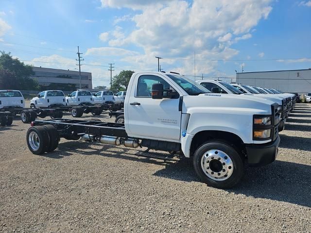 2024 Chevrolet Silverado MD Work Truck