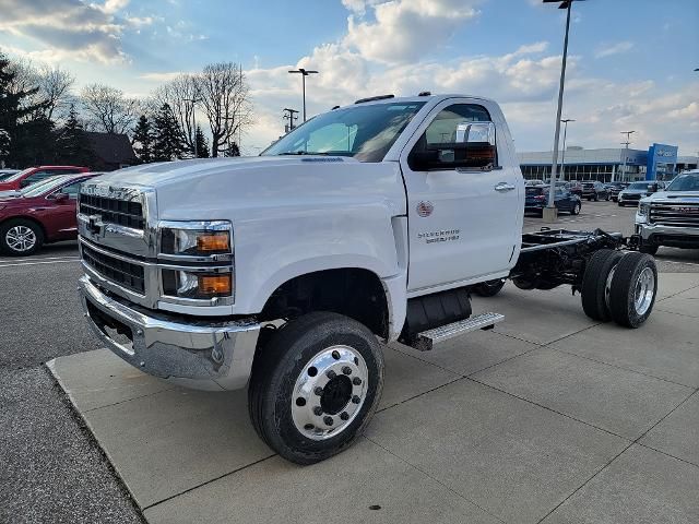 2024 Chevrolet Silverado MD Work Truck