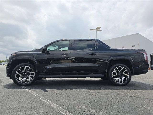 2024 Chevrolet Silverado EV RST