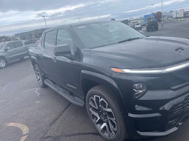 2024 Chevrolet Silverado EV RST