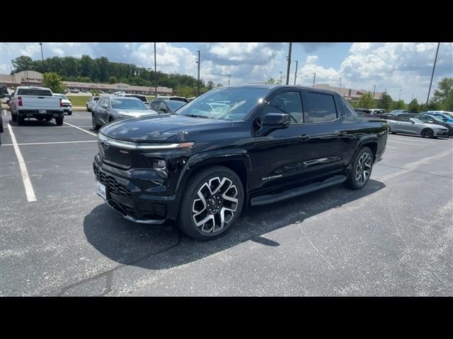 2024 Chevrolet Silverado EV RST