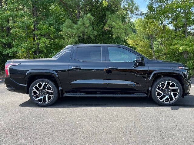 2024 Chevrolet Silverado EV RST