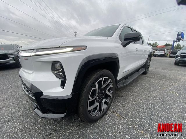 2024 Chevrolet Silverado EV RST