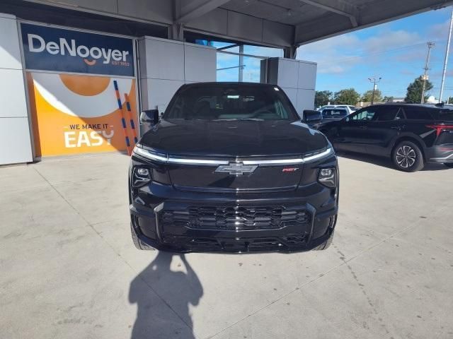 2024 Chevrolet Silverado EV RST