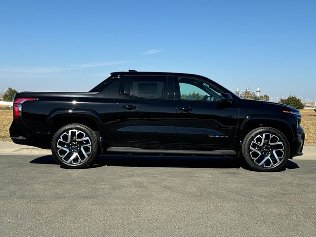 2024 Chevrolet Silverado EV RST