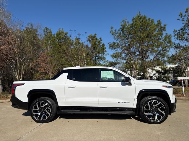 2024 Chevrolet Silverado EV RST