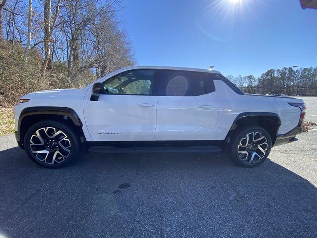 2024 Chevrolet Silverado EV RST