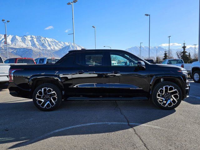 2024 Chevrolet Silverado EV RST