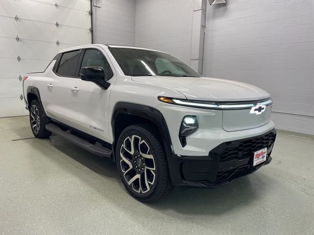 2024 Chevrolet Silverado EV RST