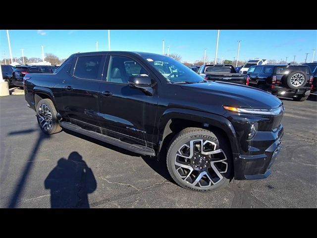 2024 Chevrolet Silverado EV RST