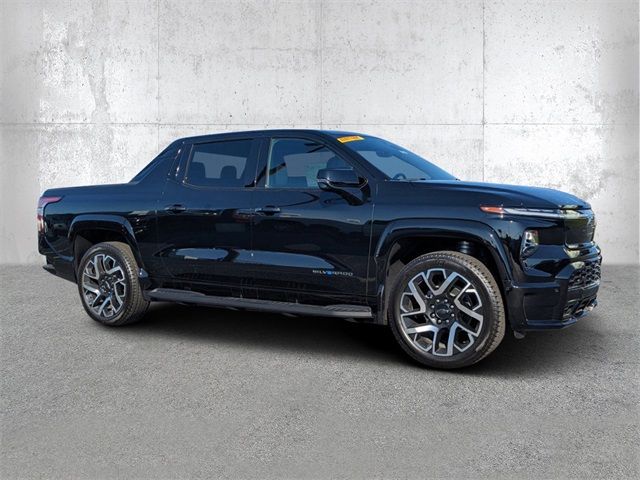 2024 Chevrolet Silverado EV RST