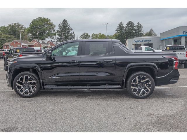 2024 Chevrolet Silverado EV RST