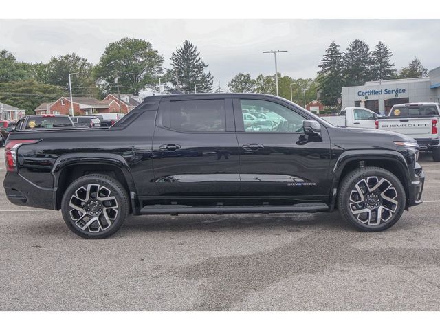 2024 Chevrolet Silverado EV RST