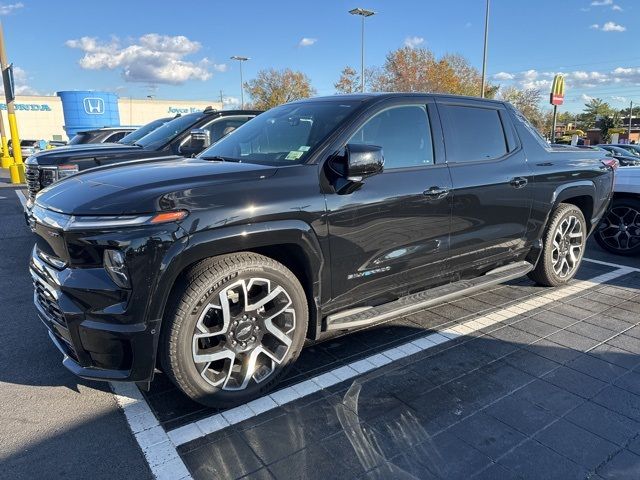 2024 Chevrolet Silverado EV RST