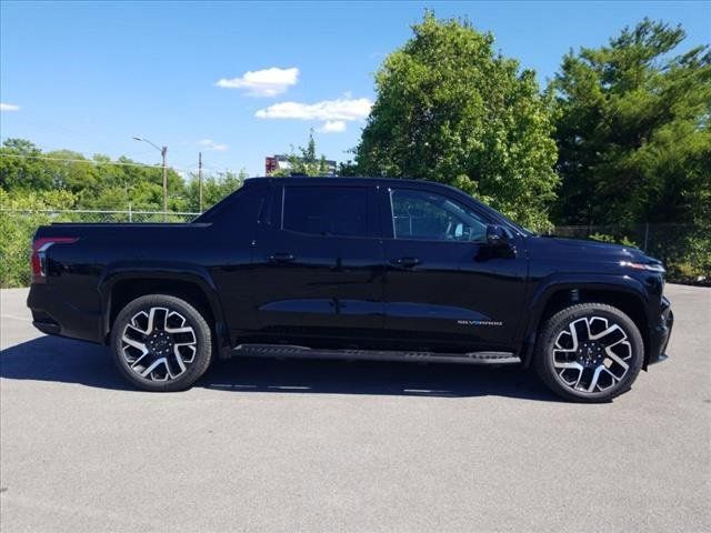 2024 Chevrolet Silverado EV RST