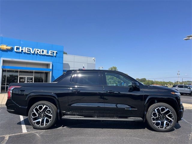 2024 Chevrolet Silverado EV RST