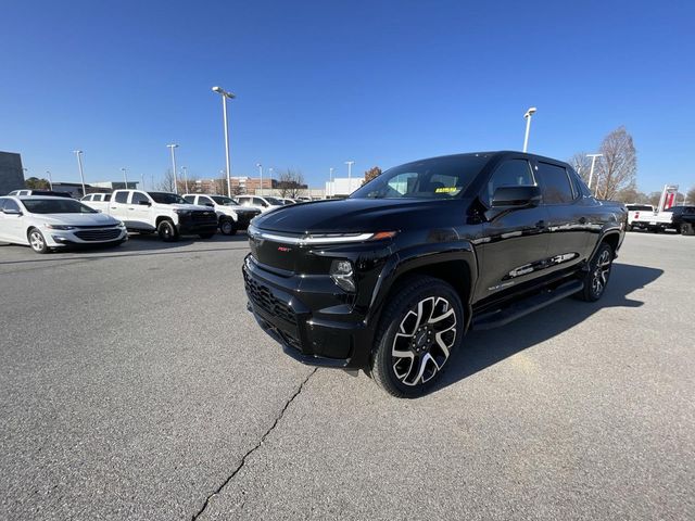 2024 Chevrolet Silverado EV RST