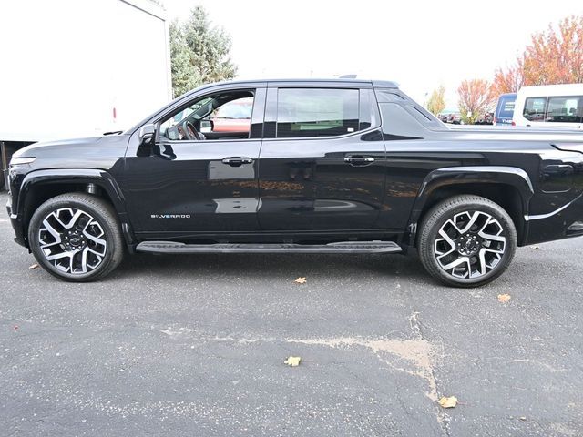 2024 Chevrolet Silverado EV RST