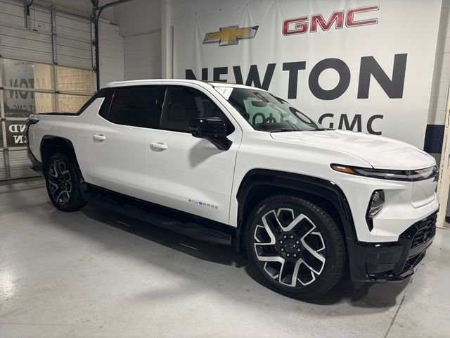 2024 Chevrolet Silverado EV RST