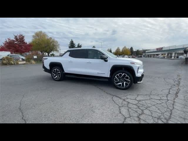 2024 Chevrolet Silverado EV RST