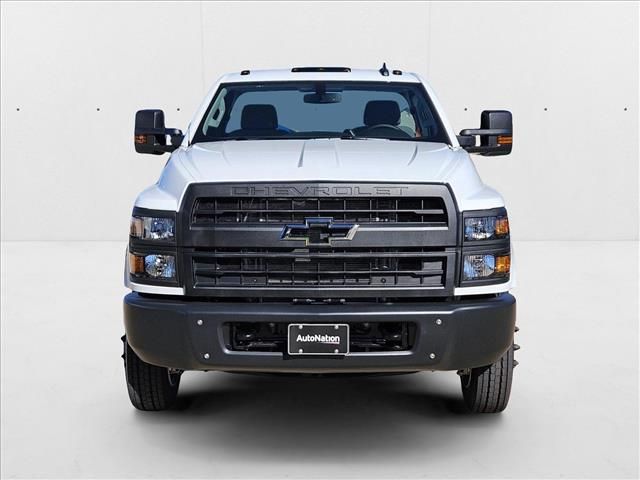 2024 Chevrolet Silverado MD LT