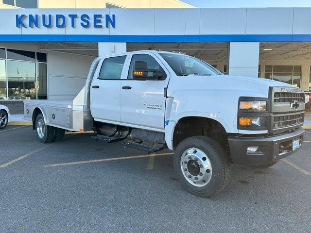 2024 Chevrolet Silverado MD LT