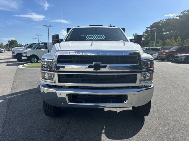 2024 Chevrolet Silverado MD LT