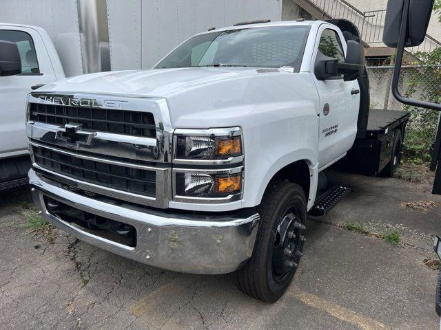 2024 Chevrolet Silverado MD Work Truck