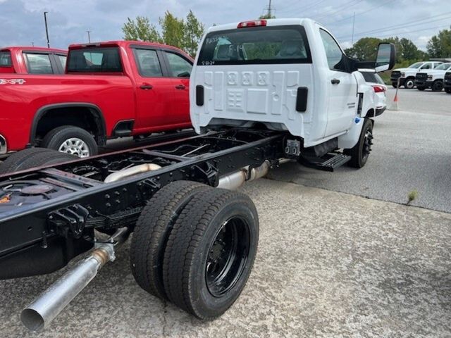 2024 Chevrolet Silverado MD Work Truck