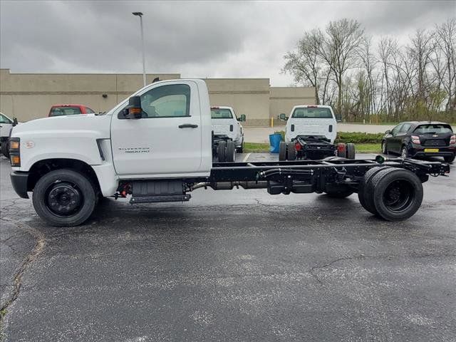 2024 Chevrolet Silverado MD Work Truck