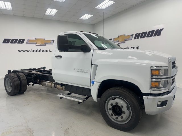 2024 Chevrolet Silverado MD Work Truck