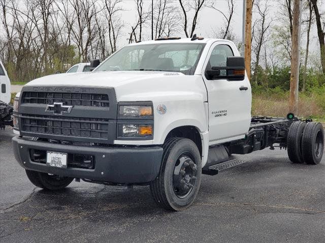 2024 Chevrolet Silverado MD Work Truck