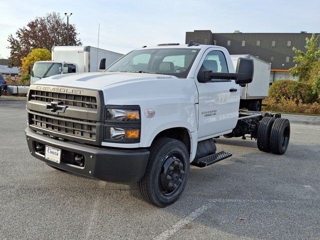 2024 Chevrolet Silverado MD Work Truck