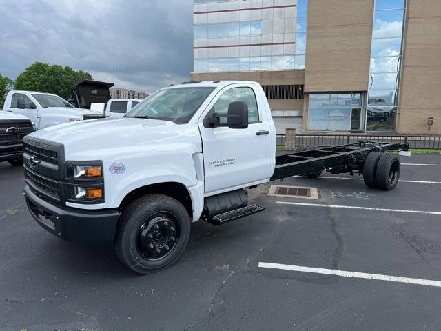 2024 Chevrolet Silverado MD Work Truck