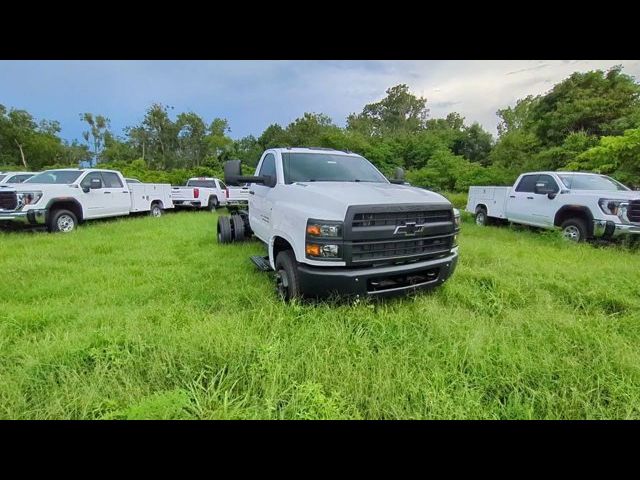 2024 Chevrolet Silverado MD Work Truck