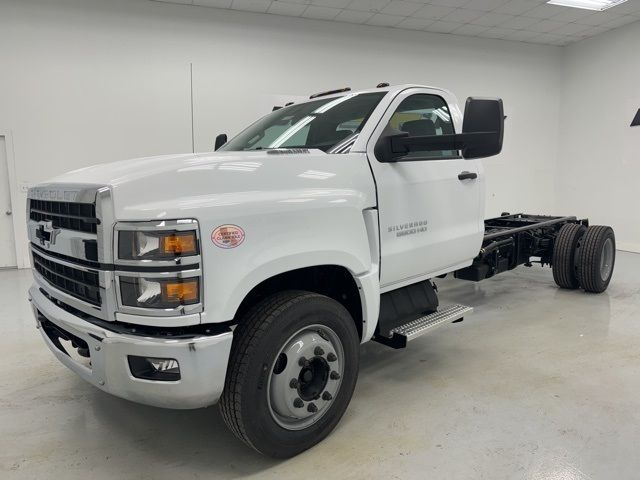 2024 Chevrolet Silverado MD Work Truck