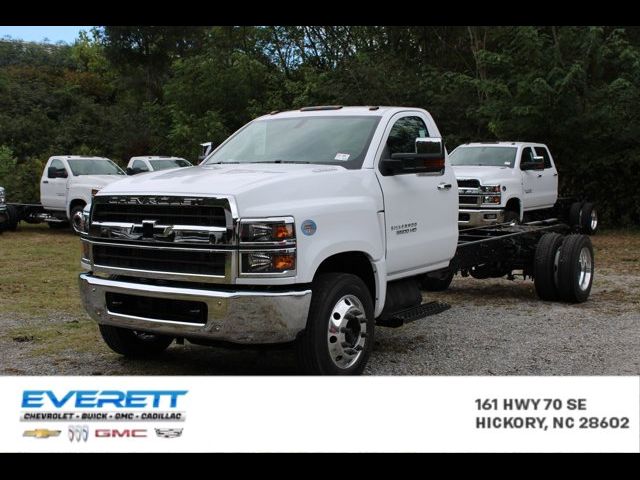 2024 Chevrolet Silverado MD Work Truck