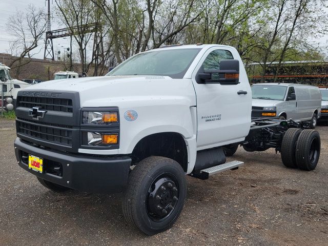 2024 Chevrolet Silverado MD Work Truck