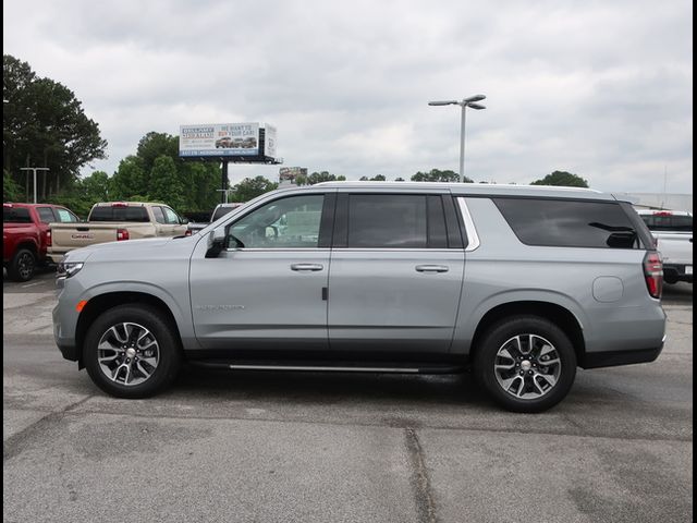 2024 Chevrolet Suburban LT