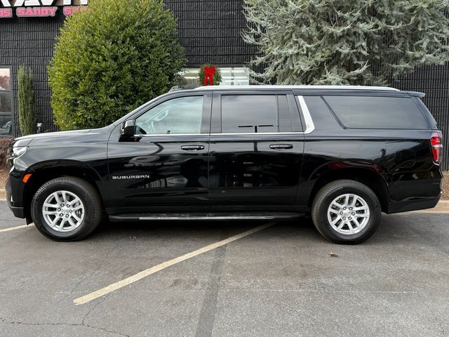 2024 Chevrolet Suburban LT