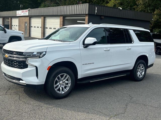 2024 Chevrolet Suburban LS