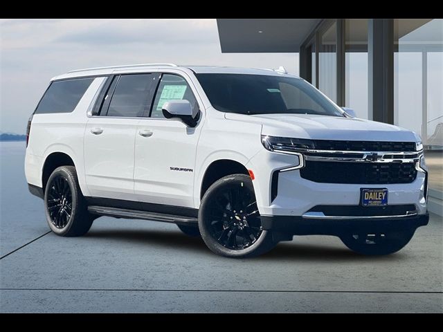 2024 Chevrolet Suburban LS