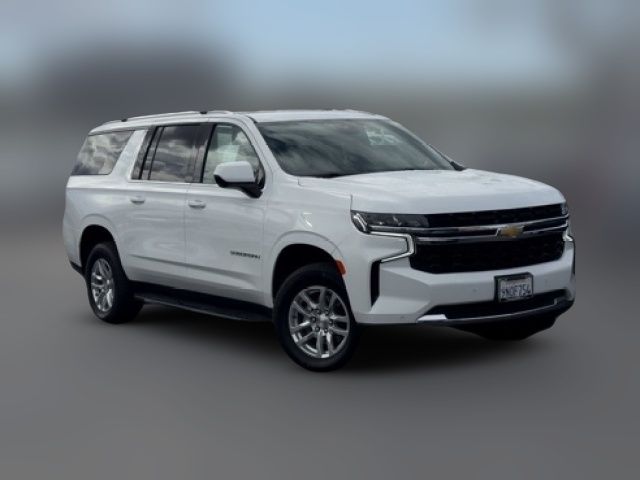 2024 Chevrolet Suburban LS