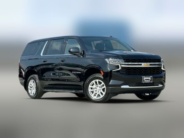 2024 Chevrolet Suburban LS